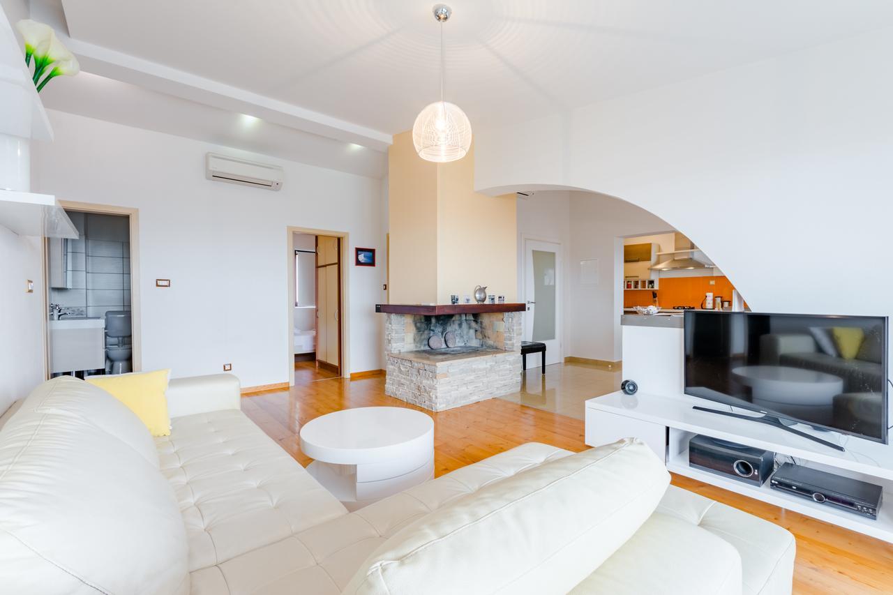 Apartments Flor De Lis Podstrana Ngoại thất bức ảnh