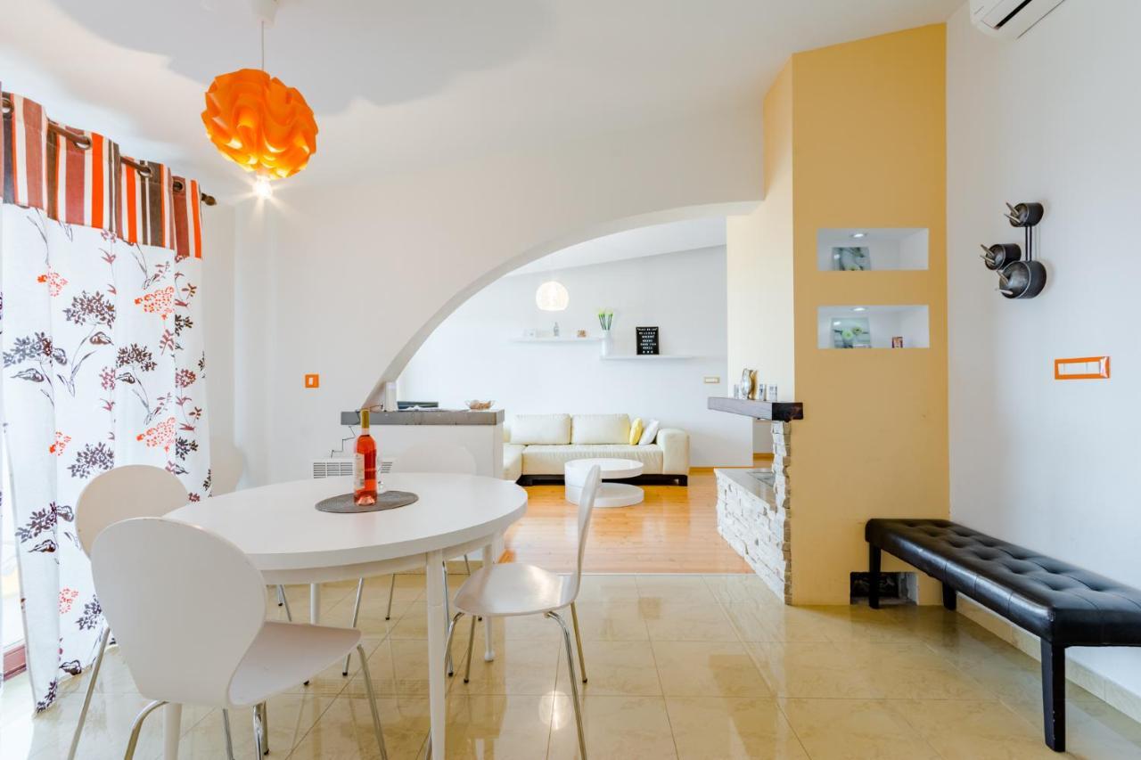 Apartments Flor De Lis Podstrana Ngoại thất bức ảnh