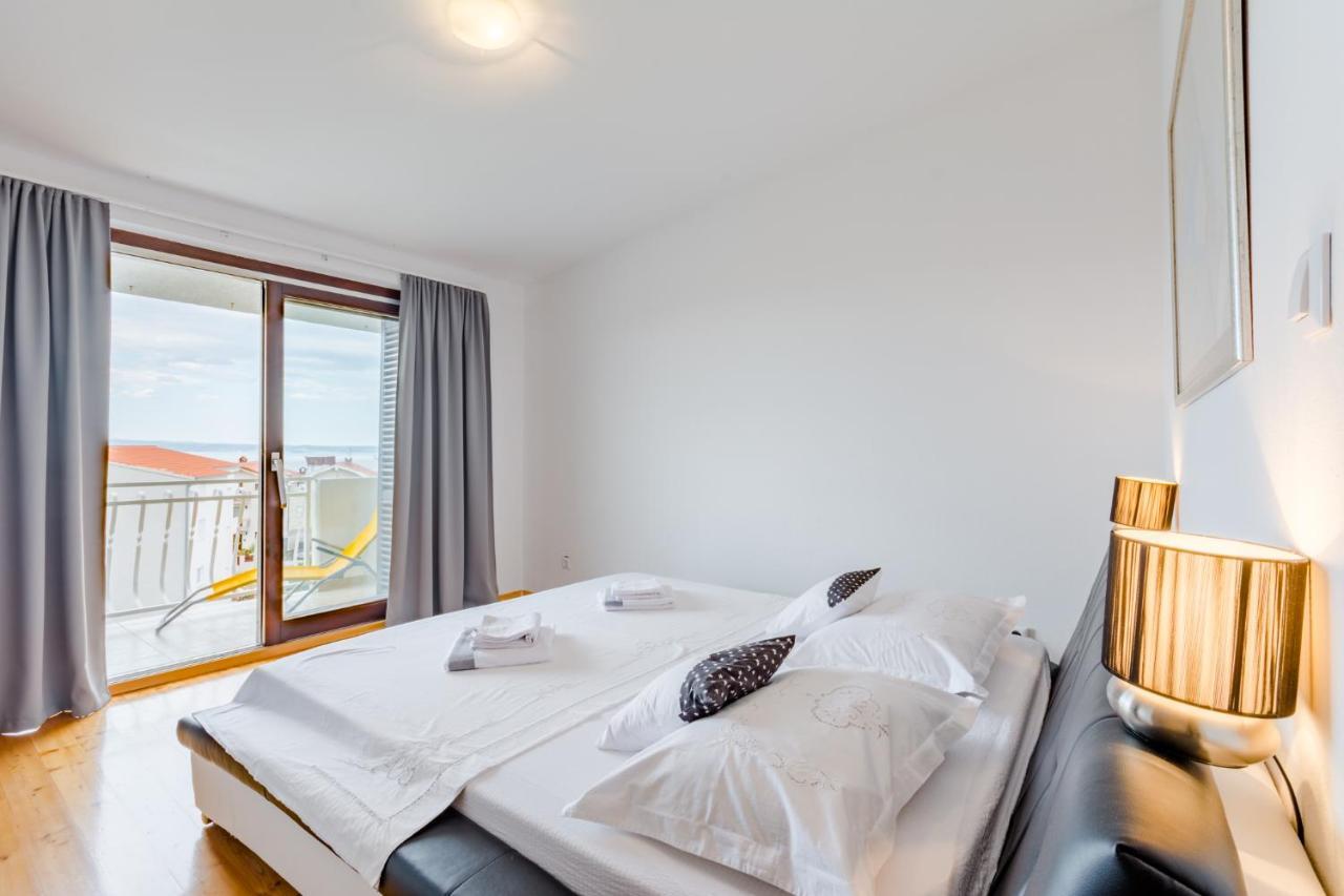 Apartments Flor De Lis Podstrana Ngoại thất bức ảnh